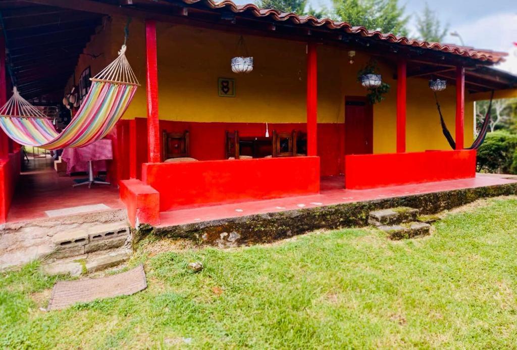 House Bed and Breakfast Guatapé Εξωτερικό φωτογραφία